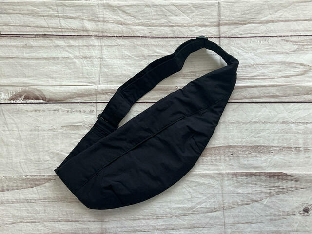 ユニクロユーの新作、クロスボディバッグ／税込1,990円