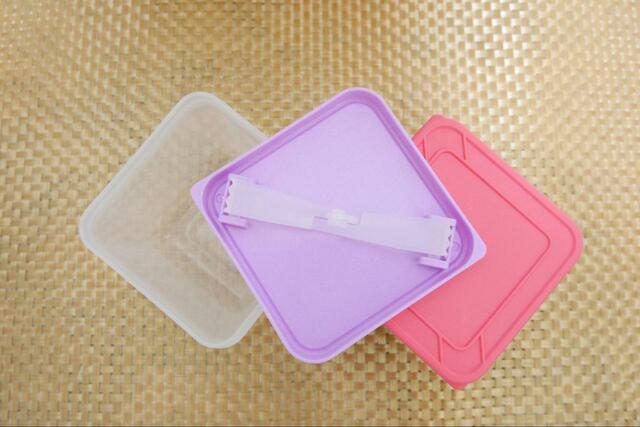 【トップバリュ フタがそのままトングになる保存容器】安心の国内生産