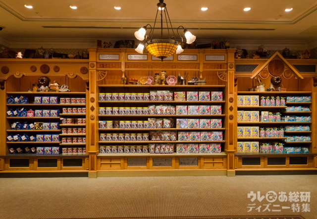 ワールドバザール・コンフェクショナリー店内｜東京ディズニーランド2016年「ディズニー夏祭り」
