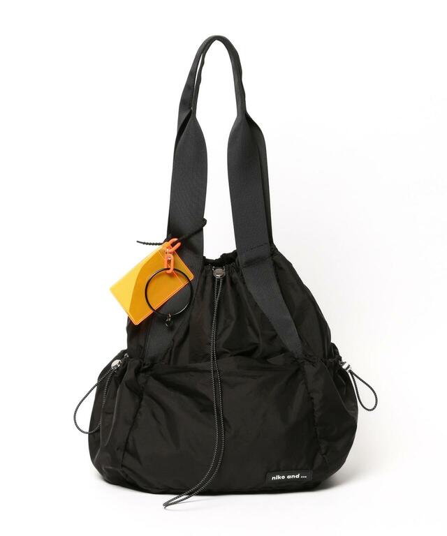 「オリジナルライトドロストトートバッグ」ブラック 5,500円（税込）