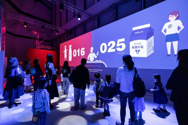 【デザインあ展neo】「デザインどっちでショー」／番組でおなじみのキャラクターが登場！参加型のディベートショーです