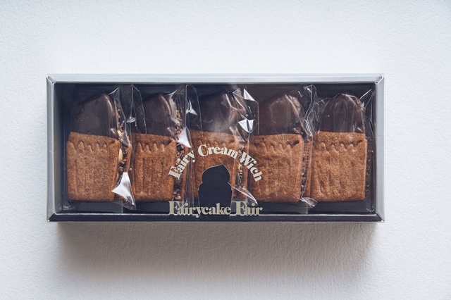 フェアリークリームウィッチショコラ 塩キャラメル生バターサンド