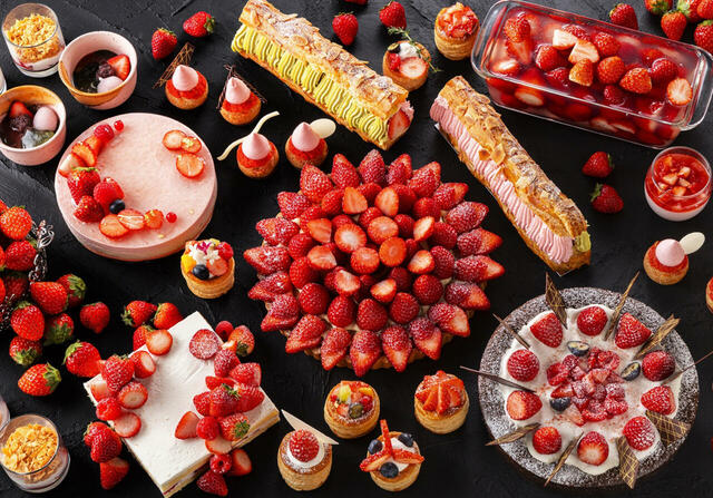 「デザート セレクション」<期間:2026年3月1日~5月17日>【ヒルトン東京お台場で“ダイナミックな肉料理”と“可憐ないちごスイーツ”の饗宴「ミート×ストロベリー ビュッフェ」開催】