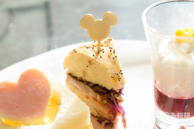 “ミニーのプレシャスモーメント・ウィズ・ユー”アフタヌーンティーセット 3,800円｜東京ディズニーランドホテル「ドリーマーズ・ラウンジ」