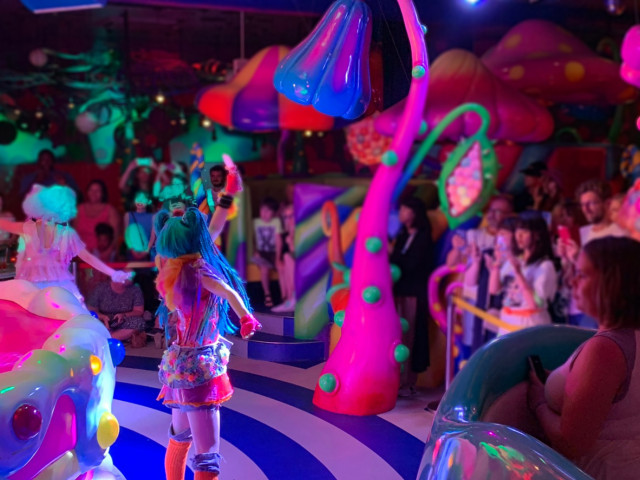 MONSTER GIRLによる「KAWAII FESTIVAL」ショーも開催！