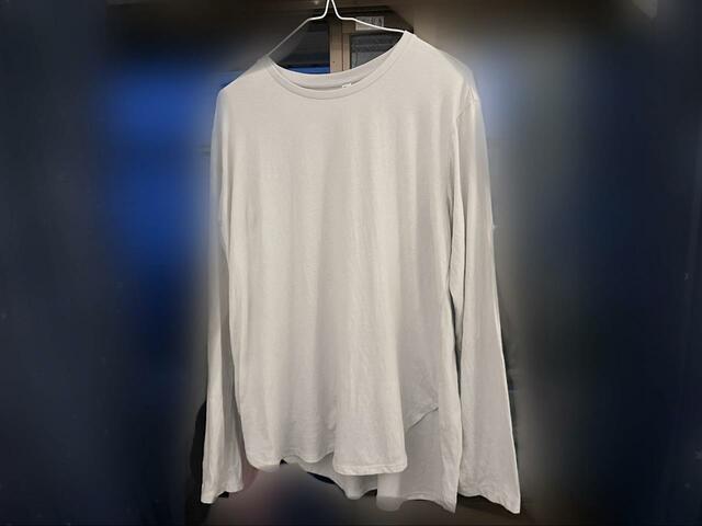 【UNIQLO ソフトコットンラウンドヘムT（長袖）】薄手の生地ながら洗濯後も安心！