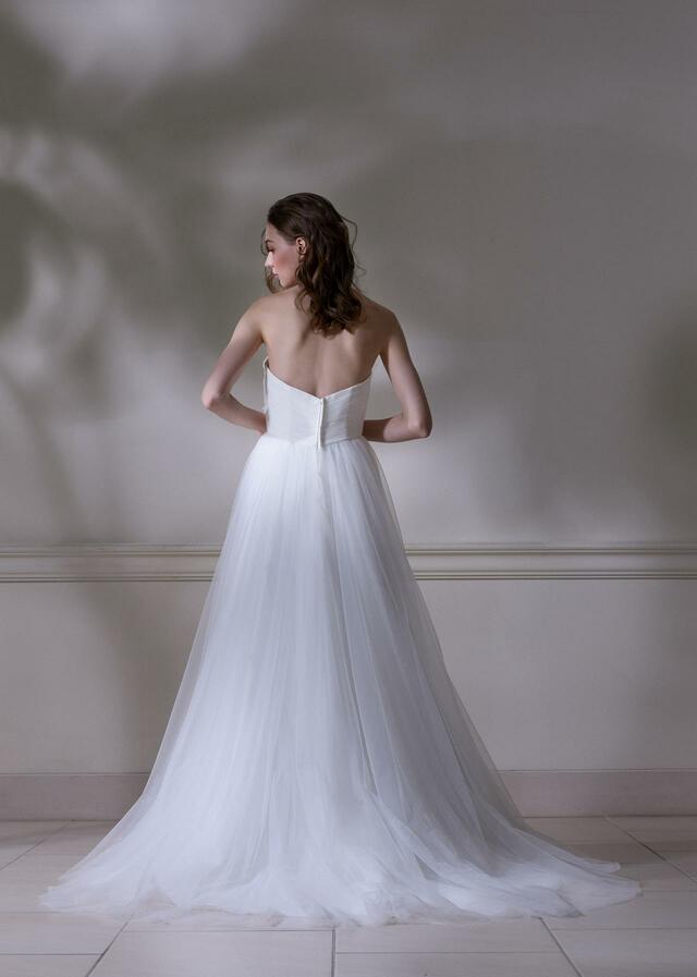 「DAVID K NEW YORK(デヴィッド ケイ ニューヨーク)」新作ウェディングドレス NY-0125_Offwhite