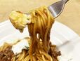 濃厚なソースにモッツァレラが風味豊かなコクを与えます