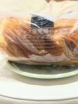 【シャトレーゼ フランス産発酵バター香るデニッシュブレッド】包装を開けるとバターの香りが部屋に広がります