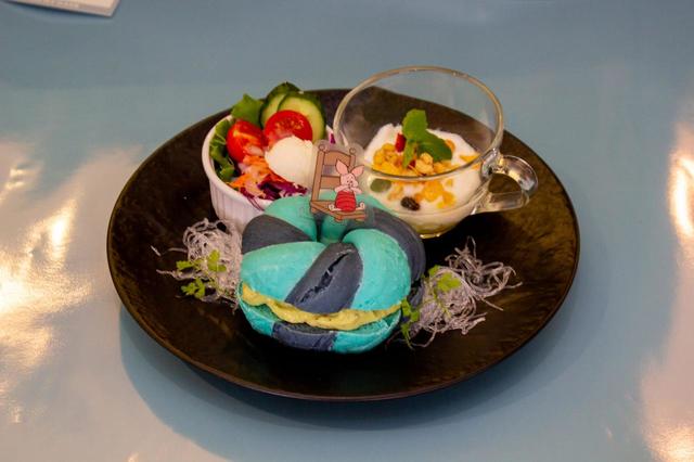 <ピグレット>ぐるぐる渦のベーグルサンド 1,859円