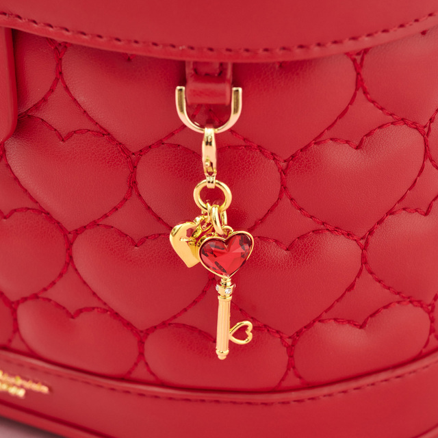 ファスナーチャーム ¥3,850、バッグチャーム ¥5,500【Samantha Thavasa Petit Choice「バレンタインコレクション」】