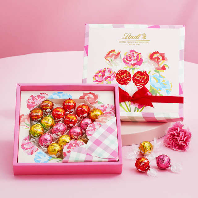 【母の日スイーツ2025／リンツ】「リンドール ブーケボックス 20個入」￥3,980