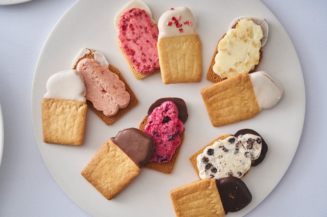 「フェアリークリームウィッチ 生バターサンド フルーツアソート〈5個入〉」　2,101円（税込）