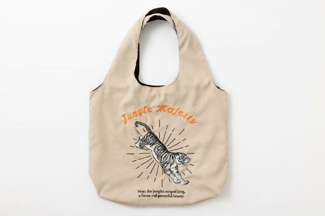 「Jungle Majesty」¥2,970【猫犬デザイン刺繍 コーデュロイ トートバッグ 60×40cm】