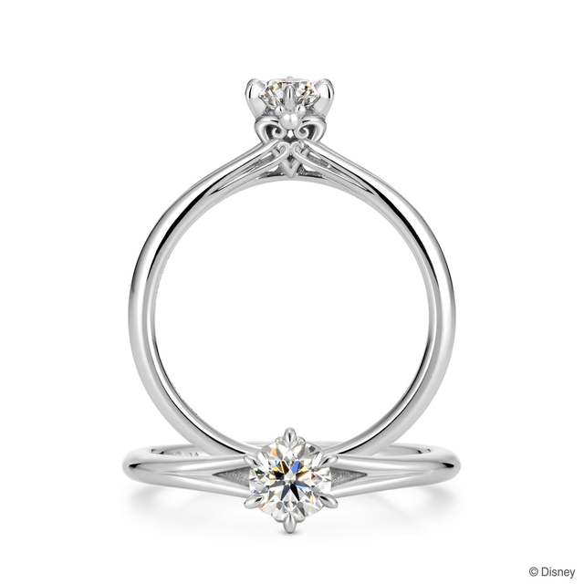 ソリティアリング 88,000円（プラチナ950、中石代別途）、78,000円（K18イエロー・ホワイトゴールド、中石代別途）、29,000円（シルバー、キュービックジルコニア）