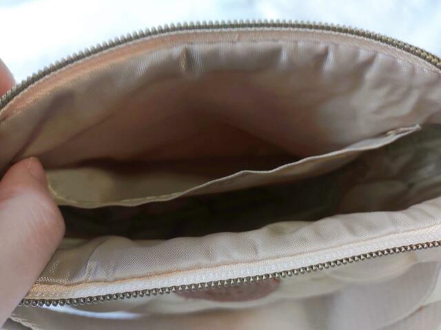 ミニポケットは、マチなし