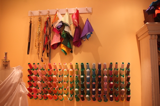 D23 Expo Japan 2015 - 東京ディズニーリゾート特別展示 - コスチューム制作過程 生地