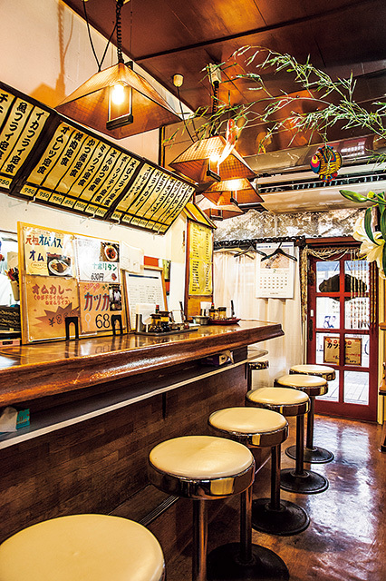 ナポリ（習志野）　内観