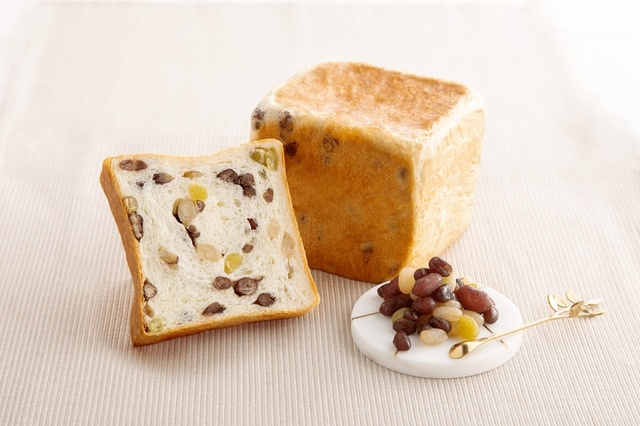 高級まめ食パン