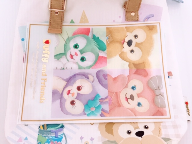 A4クリアファイルが縦にも横にも入ります