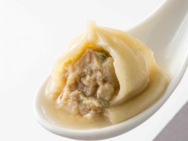 肉汁たっぷり小籠包