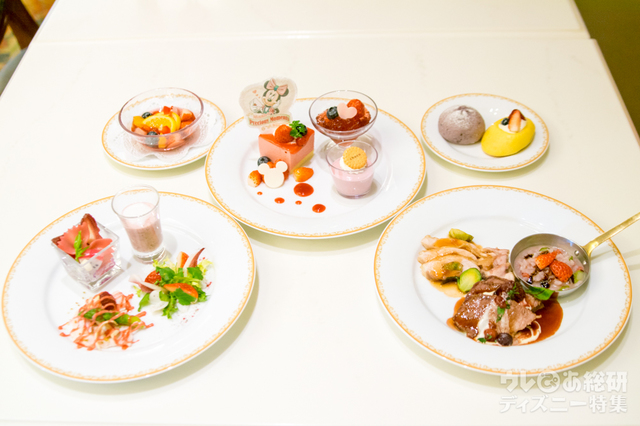 “ミニーのプレシャスモーメント・ウィズ・ユー”ランチブッフェ／ディナーブッフェ｜東京ディズニーランドホテル「シャーウッドガーデン・レストラン」