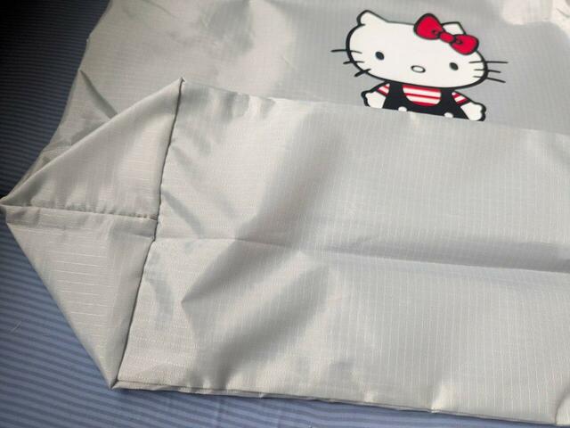マチ部分に近づいてみました。