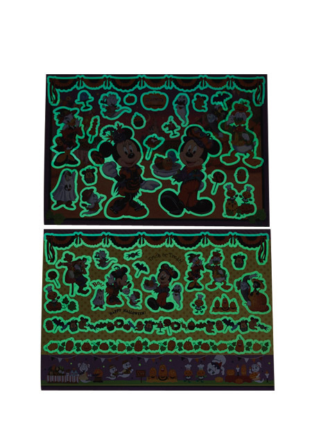 暗闇で光る蓄光タイプのシール ウォールステッカー 1500円/9月1日(火)より発売、「ディズニー&カンパニー」