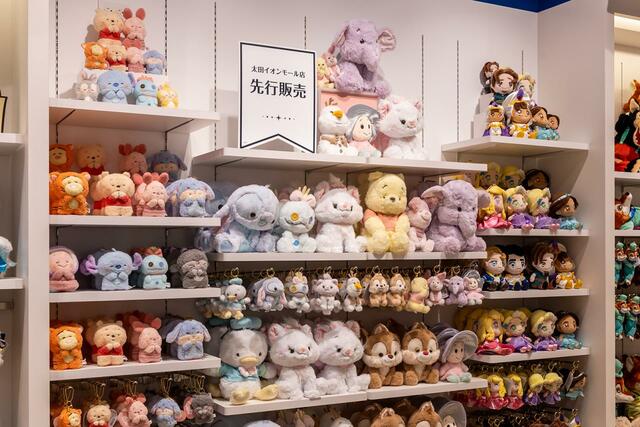 【ディズニーストア 太田イオンモール店】店内のアイテム