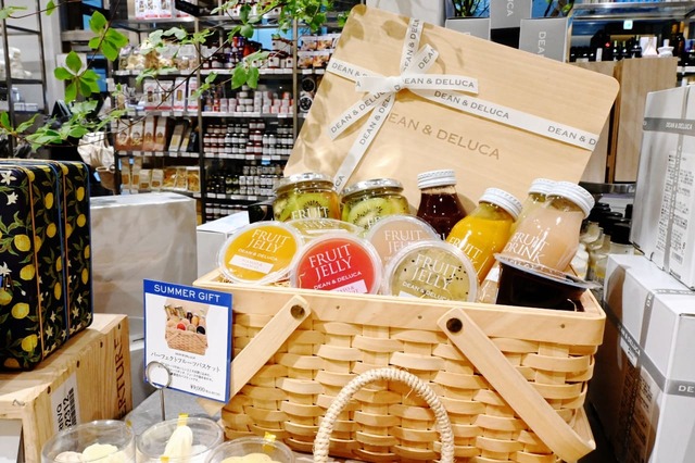 【DEAN ＆ DELUCA】もらったら絶対テンション上がる！「パーフェクトフルーツバスケット」9,720円