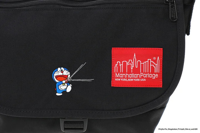 ビッグライトを持ったドラえもん【Manhattan Portage×ドラえもん】