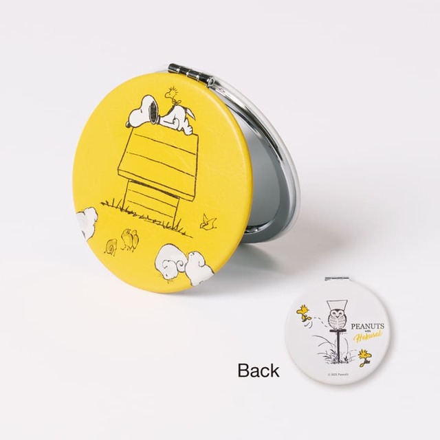 【PEANUTS with Hokusai】コンパクトミラー 1,430円/2面のうち片面は拡大鏡になっています