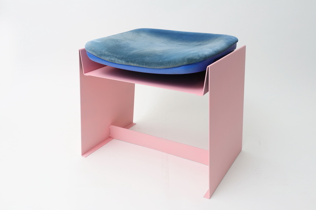 Σスツール/ピンク