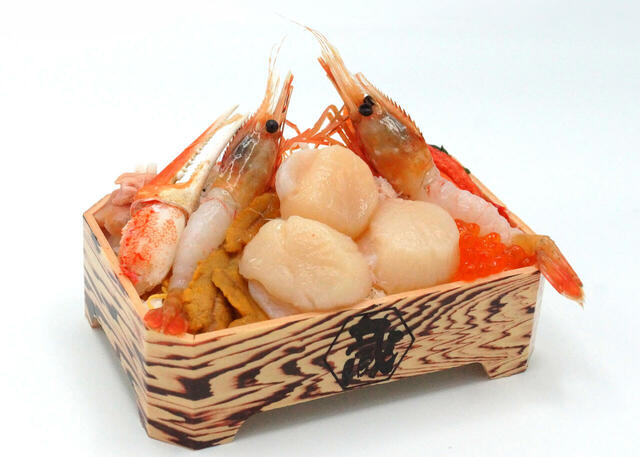 【高島屋限定品】【実演販売】（1週目のみ）  ［肴と肉と北海道 蔵］（札幌市中央区）  生むき帆立とボタン海老の海鮮贅沢弁当 （１折）　3,456円 〈各日50点限り〉【国内最大級の＜大北海道展＞開催】