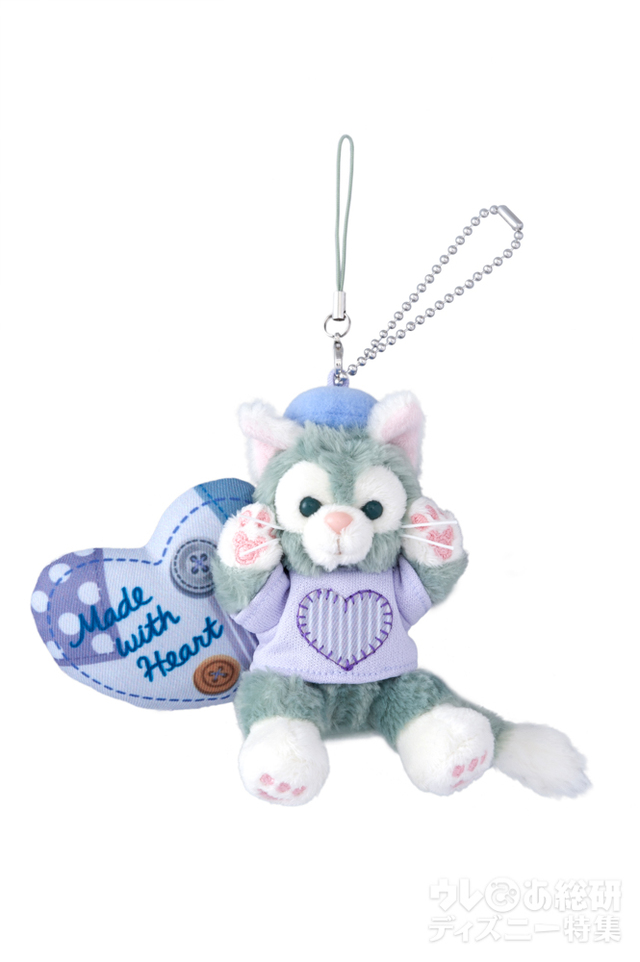 ストラップ 1,700円｜【からだの長さ】約9cm｜東京ディズニーシー「ダッフィーのハートウォーミング・デイズ」2018｜【販売店舗】マクダックス・デパートメントストア