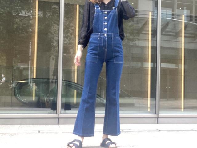 【しまむら　Cデニムレアオーバーオール】ブラウスとも相性◎