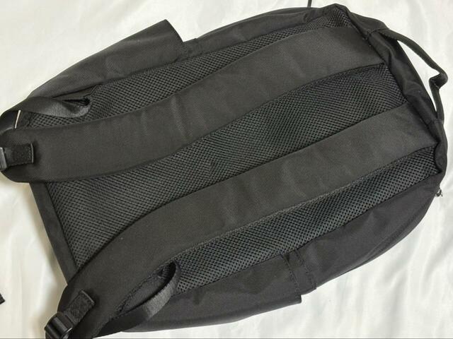 【FOUND GOOD ビジネススクエアリュック】ショルダーベルトの幅は6cmと広く、肩に食い込むこともありません♪