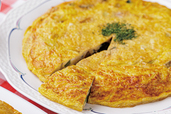「【スペイン】スパニッシュオムレツ」＜期間：2025年6月1日～7月31日＞【神戸で「イギリス・フランス・ドイツ・スペイン・イタリア」の味を堪能！“おいしい世界旅行”を食べ放題ランチで楽しむ♪】