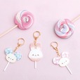 【シュガーココムー】「アクリルキーホルダー」各935円/本物のキャンディみたいなキーホルダー