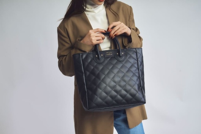 【『YOUNG&OLSEN The DRYGOODS STORE QUILTING TOTE BAG BOOK』（宝島社）】サイズもブランド一番人気のトートをベースに