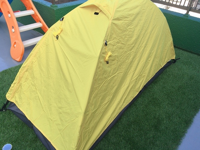 【ワークマン ミシックドームテントFT 1人用】フライシートを被せます