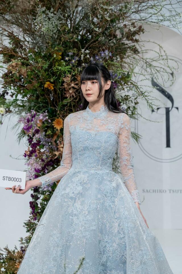 「ST」新作ウェディングドレス