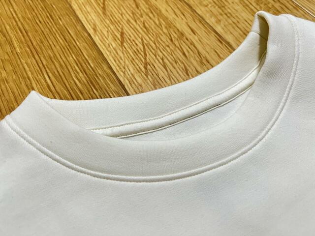 【無印良品 二重編みスウェットシャツ】襟が丈夫そうで安心