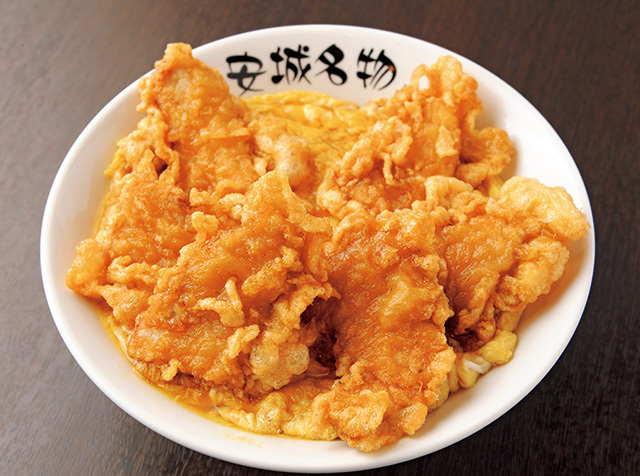 北京本店（愛知／安城）　「北京飯（厚玉デラックス）」750円