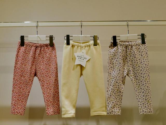 「レギンス」（790円）