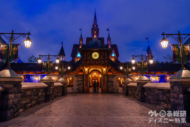 東京ディズニーシー「ファンタジースプリングス」内「フローズンキングダム」