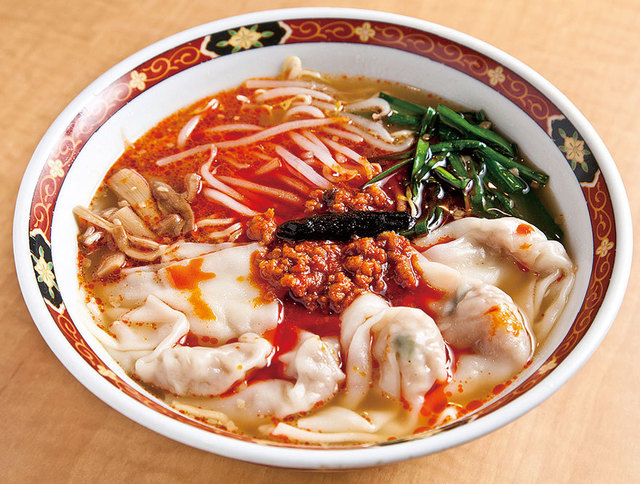 曽さんの店代々木店　台湾ワンタンメン　810円