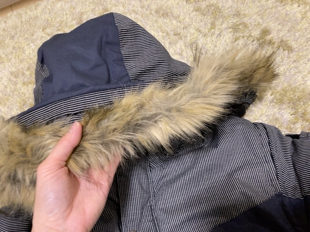 【ワークマン DIAMAGIC DIRECT(R)GRAMITECH(ディアマジック ダイレクトグラミテック)綿防風防寒2WAYジャケット】フードのファーは取り外し可能。季節問わず着られます。