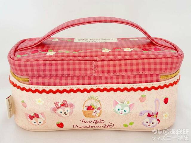 「ダッフィー&フレンズのハートフェルト・ストロベリーギフト」ポーチ