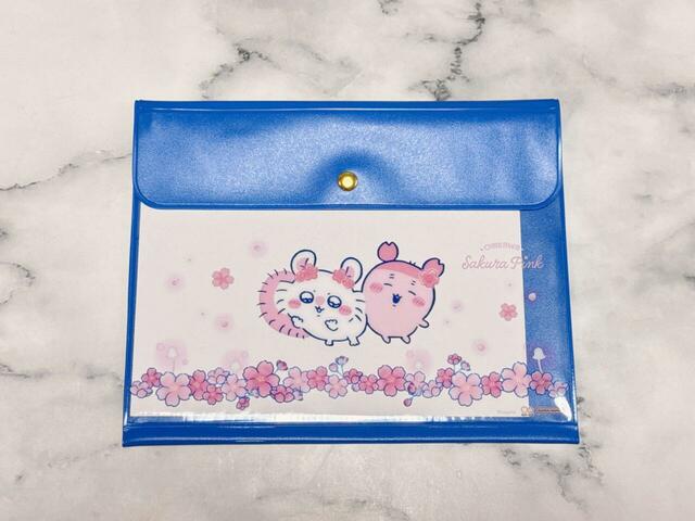 フラットケース（ちいかわ）：1,419円（税込）